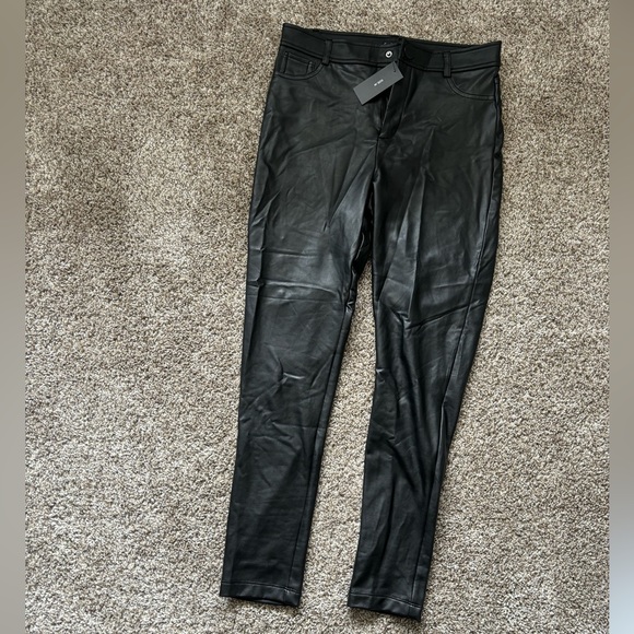 High waisted leather pants - Picture 2 of 4
